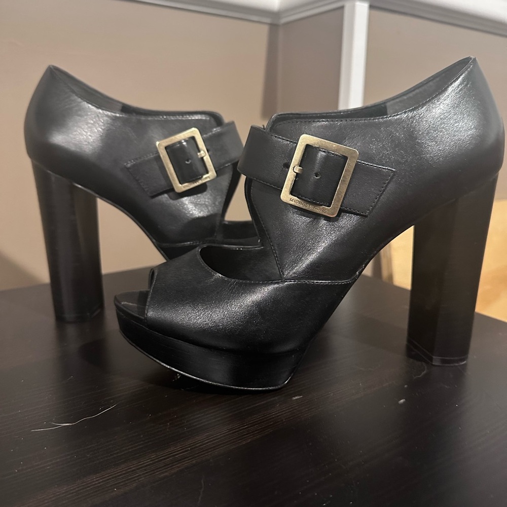 Michael Kors Heels sz 8